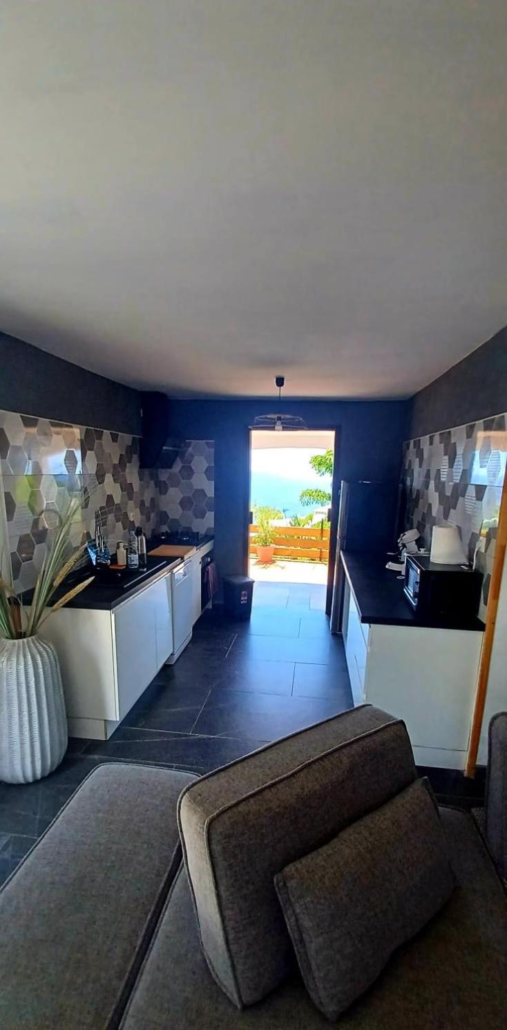 Villa Havre De Paix ,Vue Sur L'Ocean La Possession Esterno foto